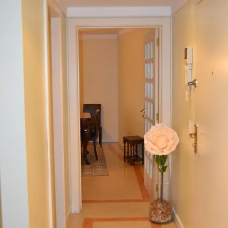 Apartment In One Flat Lisbon