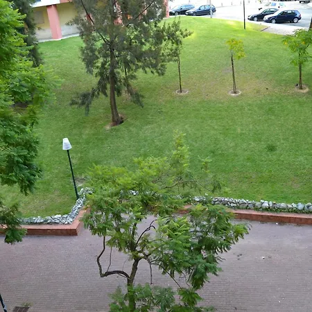 In One Flat - Pool, Parking & Nomad Apartament Lizbona