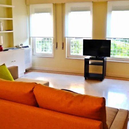 Apartamento In One Flat - Pool, Parking & Nomad *